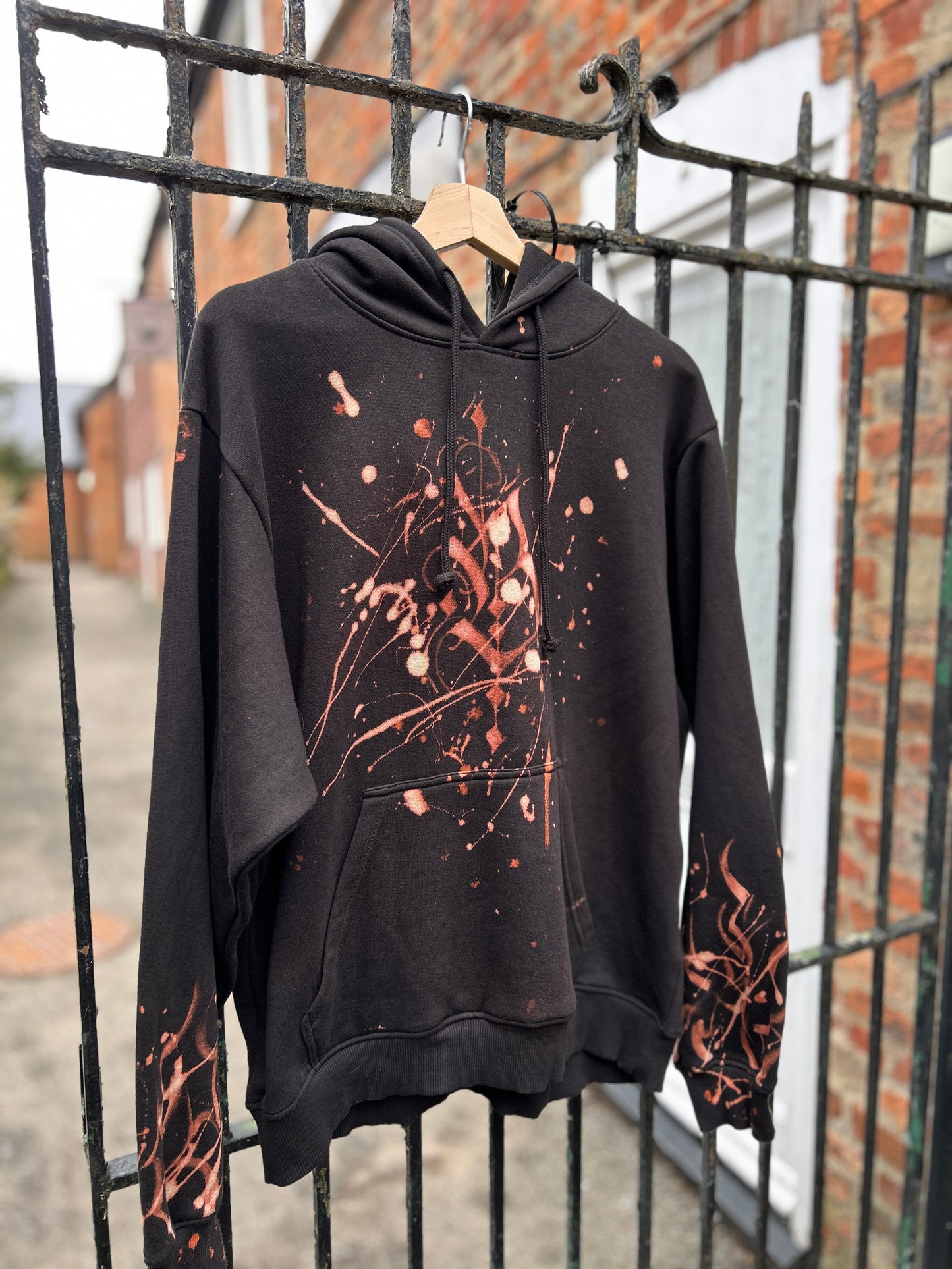 Medium Bleach Blackbird Hoodie
